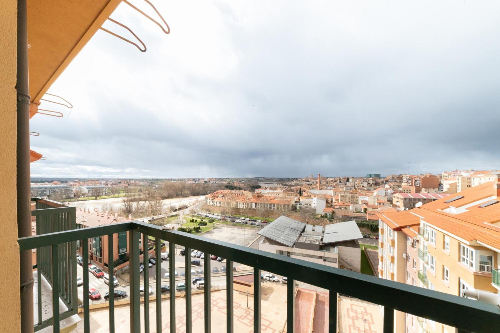 Apartment Puente De Hierro